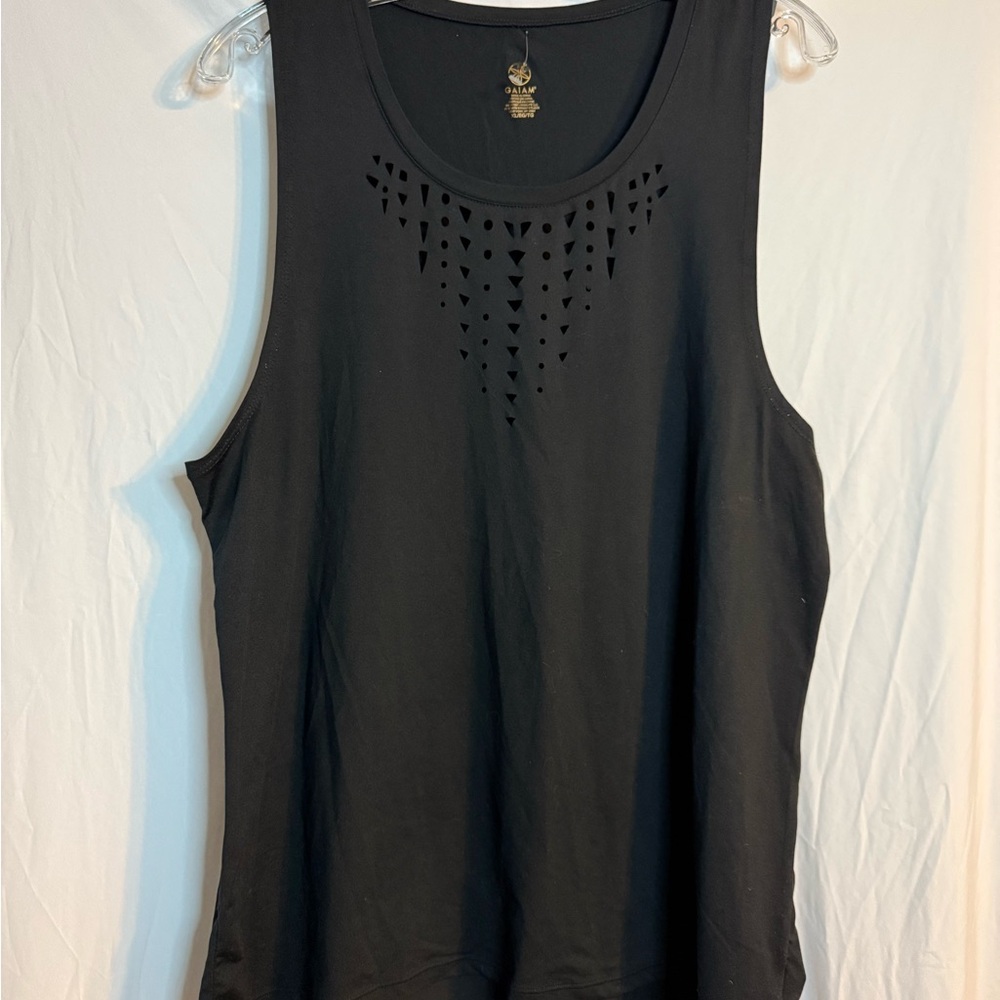 GAIAM Women’s XL Black Tank Top with Laser Cutout Design | Gaiam Lena Tank Top